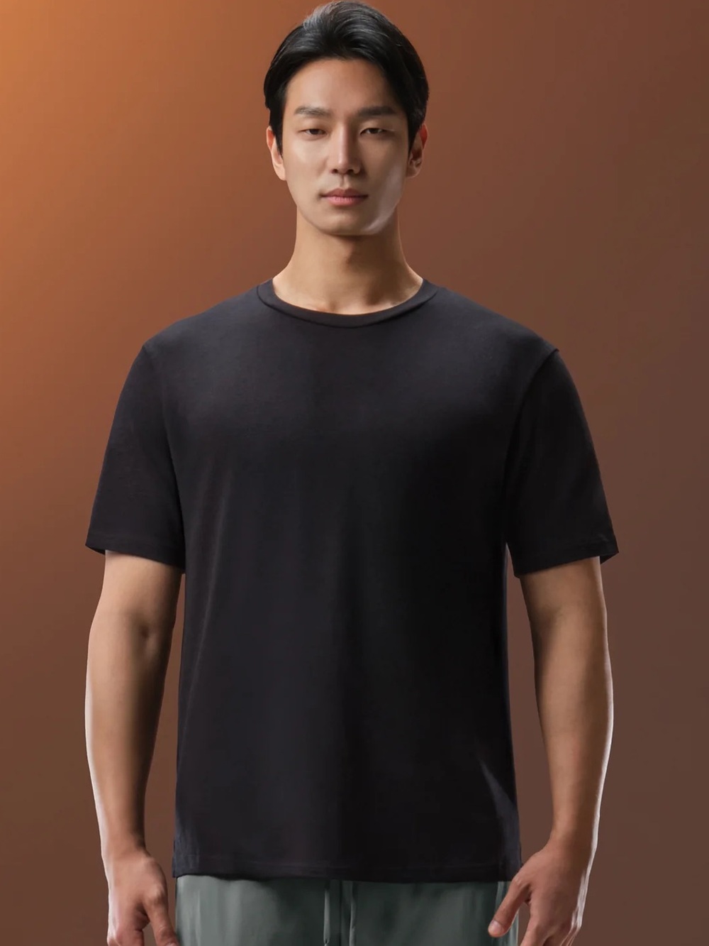 Stretch Your Story Breeze Short Sleeve Black Athletic T Men’s Workout Top NWT L